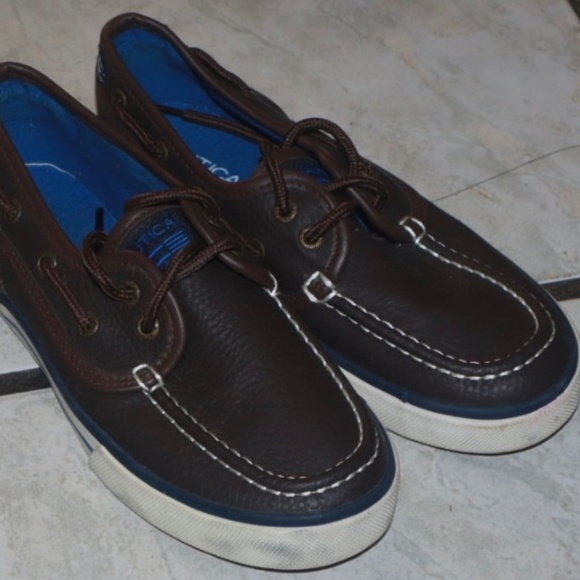 Nautica Brown and White Men’s Loafers Size 2 US - Picture 1 of 9